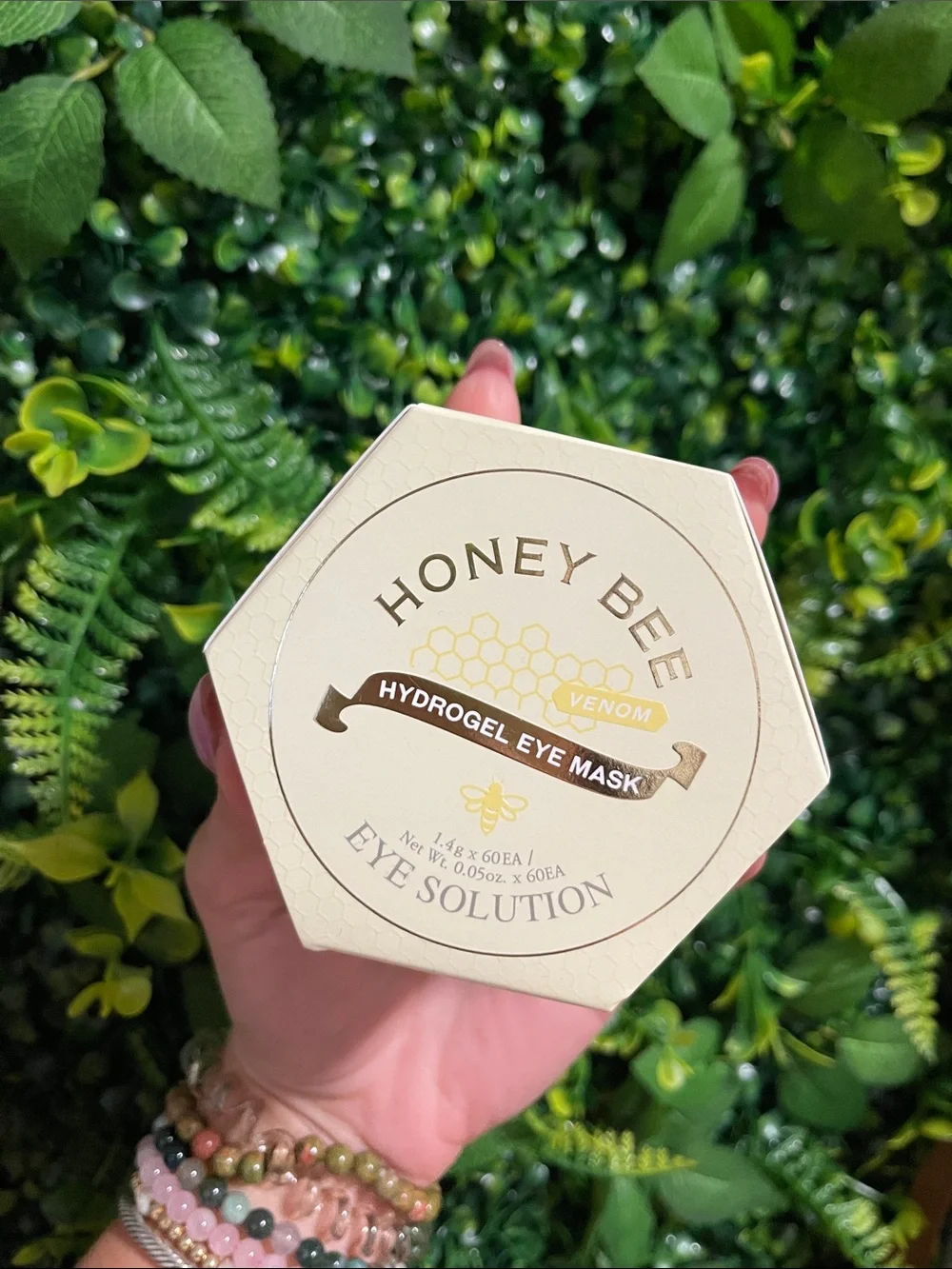 True Island Honey Bee Venom Hydrogel Eye Mask - 60 pads